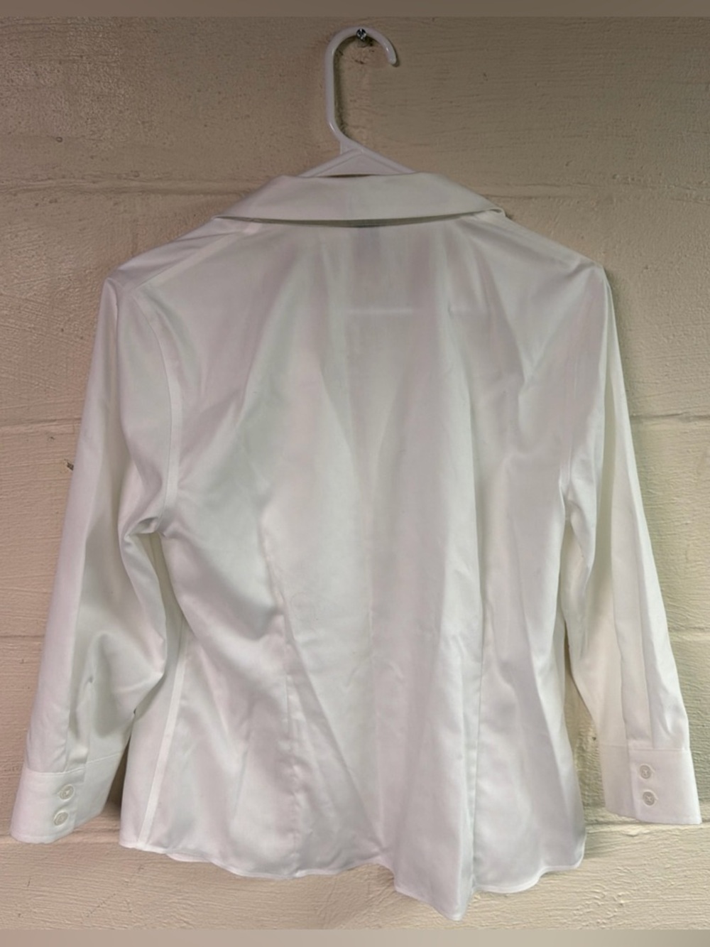 Anne Klein White Classics Button Down Shirt Women’s Medium - Picture 7 of 10